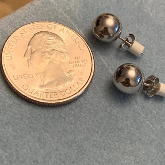 14K White Gold Earrings - Picture 2 of 10